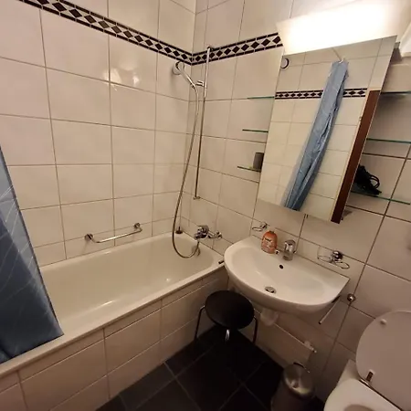 Helle 2 Schlafzimmer In - Grosszuegig, Zentral Und Ruhig Gelegen Apartment *