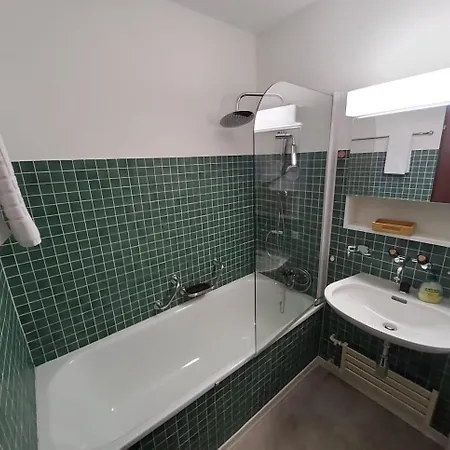 Appartement Helle 2 Schlafzimmer In - Grosszuegig, Zentral Und Ruhig Gelegen Davos