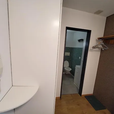 Apartment Helle 2 Schlafzimmer In - Grosszuegig, Zentral Und Ruhig Gelegen *