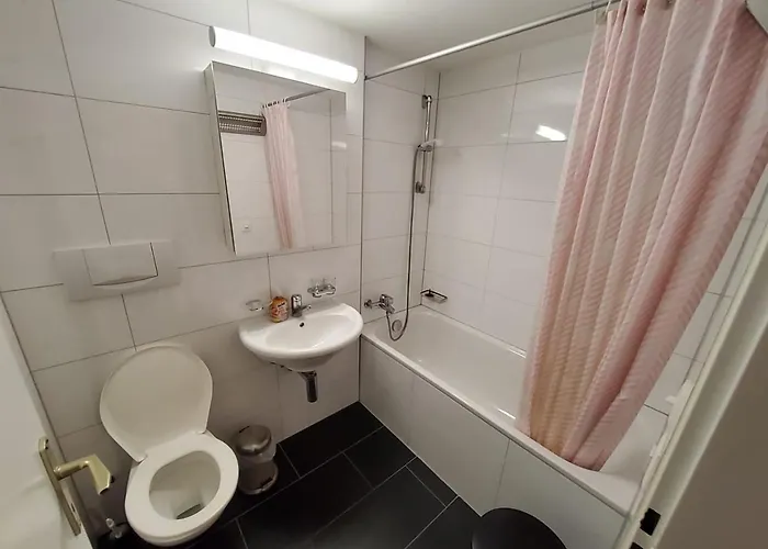 Apartman Helle 2 Schlafzimmer In - Grosszuegig, Zentral Und Ruhig Gelegen