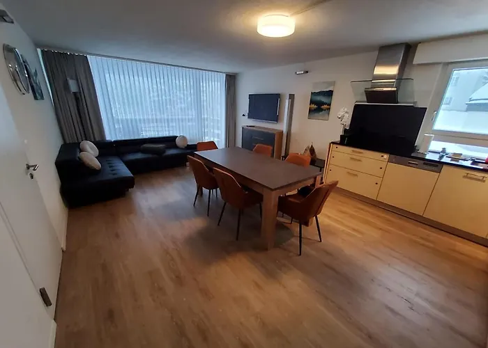 Apartment Helle 2 Schlafzimmer In - Grosszuegig, Zentral Und Ruhig Gelegen *