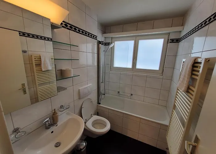 Helle 2 Schlafzimmer In - Grosszuegig, Zentral Und Ruhig Gelegen Apartman *