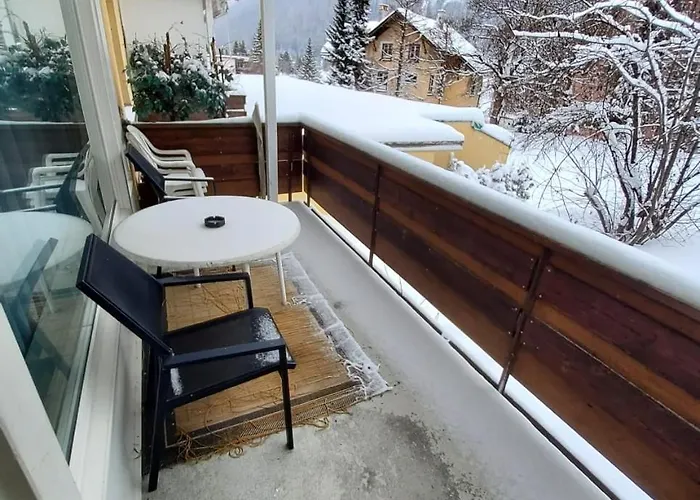 Apartman Helle 2 Schlafzimmer In - Grosszuegig, Zentral Und Ruhig Gelegen Davos