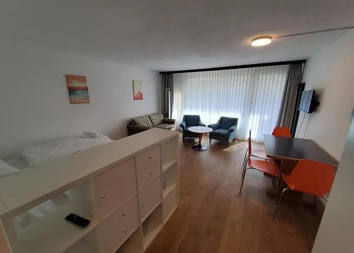 Helle 2 Schlafzimmer In - Grosszuegig, Zentral Und Ruhig Gelegen Davos