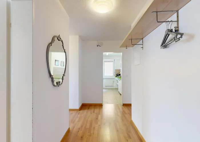 Apartman Helle 2 Schlafzimmer In - Grosszuegig, Zentral Und Ruhig Gelegen Davos