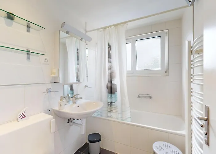 Helle 2 Schlafzimmer In - Grosszuegig, Zentral Und Ruhig Gelegen