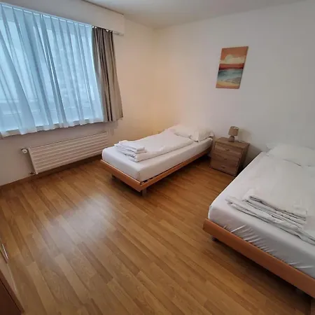Helle 2 Schlafzimmer In - Grosszuegig, Zentral Und Ruhig Gelegen Apartamento